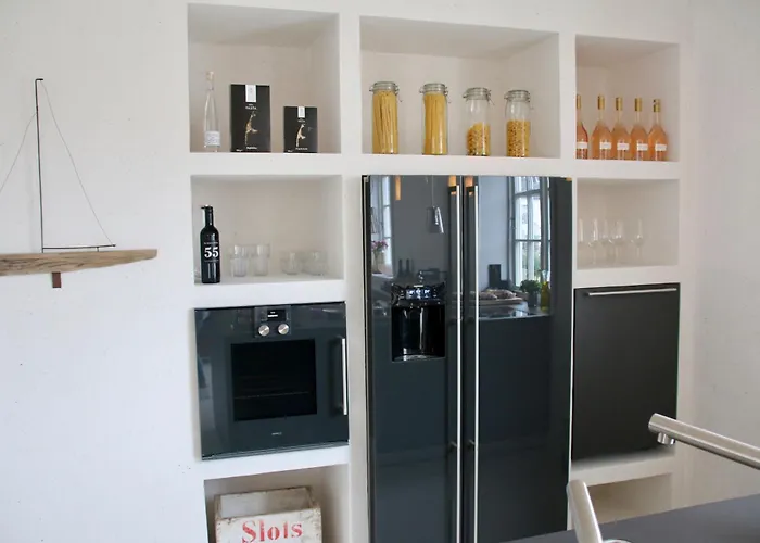 Lighthouse 4 Feriehus *